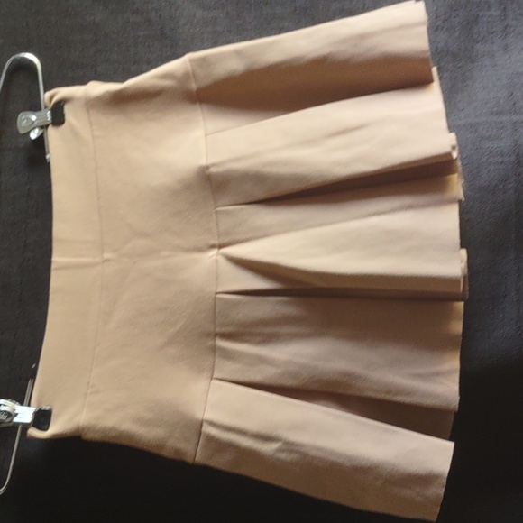 Cozy Fox Tan Mini skirt S - Picture 3 of 5